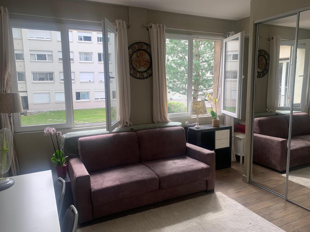 Porte Maillot-Charming And Calm Studio At Neuilly Экстерьер фото